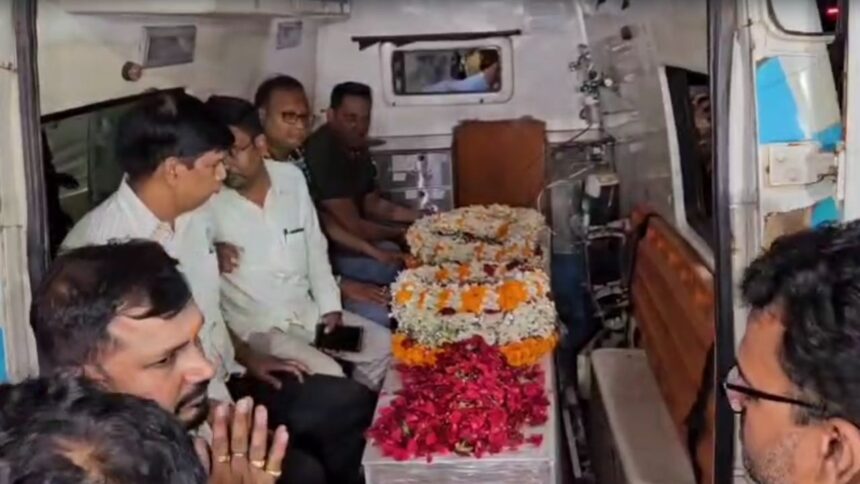 Raipur Breaking : आतंकी हमले में मारे गए कारोबारी दिनेश मिरानिया का शव रायपुर पहुंचा, गुरुवार को अंतिम यात्रा