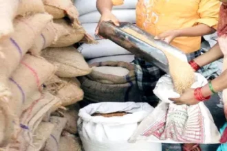 CG News: राशन कार्ड धारकों के लिए राहत भरी खबर, छत्तीसगढ़ में एक साथ मिलेगा 3 माह का राशन