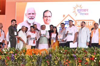 Mor Aavaas Mor Adhikaar : 'मोर आवास मोर अधिकार' कार्यक्रम में 51 हजार परिवारों को मिला पक्का घर, PMAY-G के तहत 3 लाख नए आवासों की घोषणा