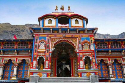 Badrinath Dham : धरती का बैकुंठ, क्यों बद्रीनाथ धाम को कहा जाता है मोक्ष का द्वार, जानिए धार्मिक रहस्य और इतिहास