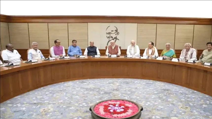 Modi Cabinet Meeting : मोदी कैबिनेट की बैठक में विकास से लोकतंत्र तक लिए गए ऐतिहासिक फैसले, जानें