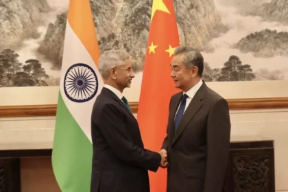 Jaishankar's Visit to China: भारत-चीन संबंधों में आई गर्मजोशी, जयशंकर की वांग यी से मुलाकात, LAC से व्यापार तक हुई चर्चा