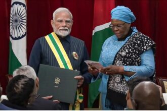 नामीबिया ने PM मोदी को दिया "ऑर्डर ऑफ द मोस्ट एंशिएंट वेल्वित्चिया मिराबिलिस" सम्मान