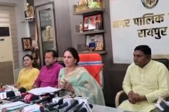 Raipur : महापौर मीनल चौबे की अध्यक्षता में रायपुर नगर निगम की MIC बैठक, 38 प्रस्तावों को मिली मंजूरी