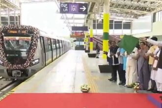 बेंगलुरु मेट्रो येलो लाइन शुरू, पीएम मोदी ने दिखाई हरी झंडी, जानें कितने स्टेशन बने और कितना होगा किराया, पूरी डिटेल