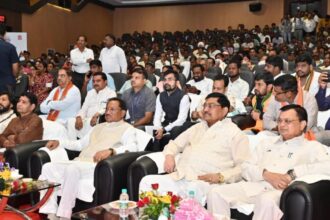 CG : मुख्यमंत्री विष्णु देव साय ने सुनी ‘मन की बात’, कहा- प्रधानमंत्री मोदी का संदेश हर नागरिक के लिए प्रेरणास्रोत