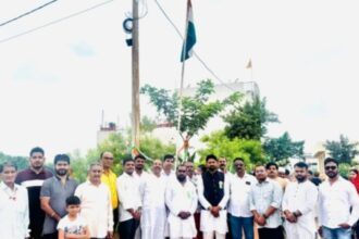 अमलेश्वर पालिका में विभिन्न स्कूलों एवं कालोनियों में स्वतंत्रता दिवस पर धूमधाम से हुई ध्वजारोहण और कार्यक्रम