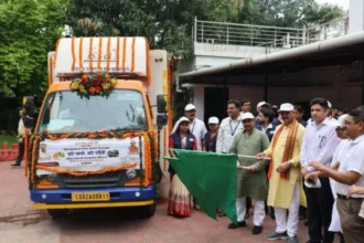 CG : छत्तीसगढ़ में 'बने खाबो – बने रहिबो' अभियान की शुरुआत, स्वास्थ्य मंत्री ने चलित खाद्य परीक्षण प्रयोगशाला को दिखाई हरी झंडी