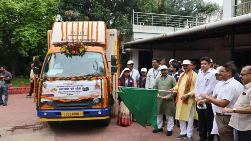 CG : छत्तीसगढ़ में 'बने खाबो – बने रहिबो' अभियान की शुरुआत, स्वास्थ्य मंत्री ने चलित खाद्य परीक्षण प्रयोगशाला को दिखाई हरी झंडी