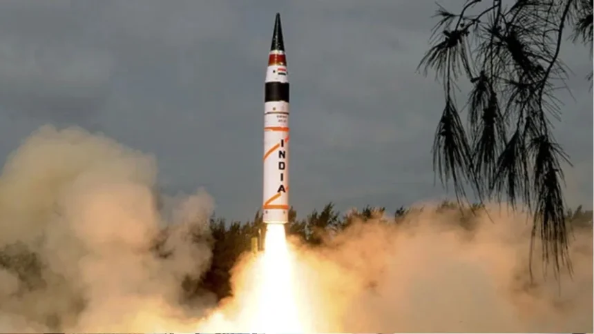 Agni-5 Ballistic Missile Test : अग्नि-5 बैलिस्टिक मिसाइल का सफल परीक्षण, भारत न्यूक्लियर ट्रायड वाले देशों की लिस्ट में शामिल, जानें इसकी खासियतें
