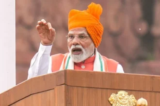 PM मोदी ने लाल किले से की 8 बड़ी घोषणाएं, GST सुधार और 1 लाख करोड़ की रोजगार योजना