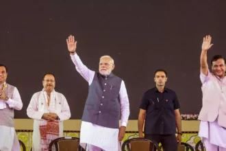 PM Modi Assam Visit : असम दौरे पर पीएम मोदी ने बायोएथेनॉल संयंत्र का किया उद्घाटन, स्वदेशी अपनाने की अपील, नवरात्र से सस्ती होंगी रोजमर्रा की चीजें