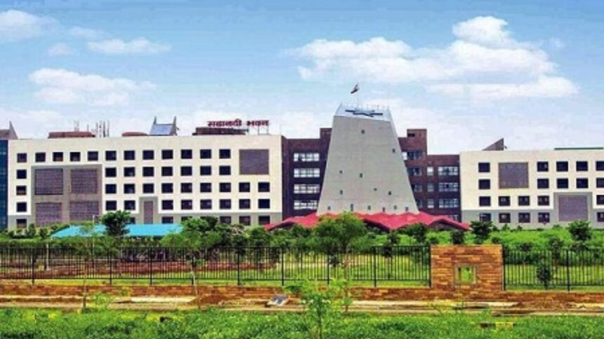 CG : छत्तीसगढ़ सरकार ने बदली ईद-ए-मिलाद की छुट्टी की तारीख, अब 5 सितंबर को होगा अवकाश