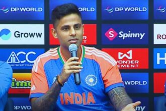 India No Handshake Controversy: टीम इंडिया ने बुरी तरह हराया, हाथ नहीं मिलाया, इंतजार करते रह गए पाकिस्तानी, सूर्या ने दिया जवाब