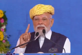 PM Modi Bhavnagar Gujarat Visit: चिप हो या शिप, भारत में बनाओ, विदेशी निर्भरता देश की बर्बादी, गुजरात में बोले PM मोदी