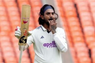 KL Rahul Century Celebration VIDEO: केएल राहुल ने वेस्टइंडीज के खिलाफ जमाया शतक, सीटी बजा के किया सेलिब्रेशन - Video Viral