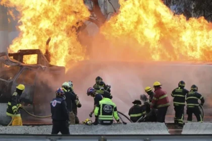 मेक्सिको में भीषण आग से मचा हाहाकार: किराना स्टोर में लगी आग ने ली 23 लोगों की जान, 11 घायल- VIDEO