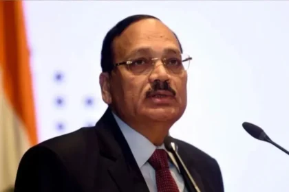 CJI Surya Kant : सीजेआई सूर्यकांत का बड़ा बयान, मंदिर का पैसा भगवान का है, बैंकों के लिए नहीं हो सकता इस्तेमाल