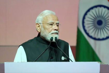 Oman में बोले PM Modi: 11 साल में बदला भारत का इकोनॉमिक DNA, भारत–ओमान दोस्ती अटूट