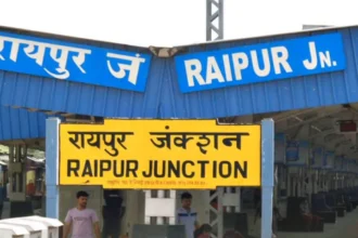 Raipur Railway Division: रेलवे स्टेशनों पर लगा पैनिक बटन, इमरजेंसी में यात्रियों को मिलेगी तुरंत मदद