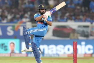 Rohit Sharma : रोहित शर्मा ने हासिल किया बड़ा मुकाम, इंटरनेशनल क्रिकेट में 20,000 रन बनाने वाले चौथे भारतीय बने