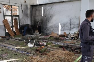 Syria Mosque Blast: सीरिया के होम्स में जुमे की नमाज के दौरान मस्जिद में धमाका, 6 की मौत, 20 से अधिक घायल