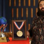 Anant Ambani : वन्यजीव संरक्षण के लिए अनंत अंबानी को मिला ग्लोबल ह्यूमैनिटेरियन अवॉर्ड: यह सम्मान पाने वाले सबसे युवा और पहले एशियाई, ‘वनतारा’ को मिली अंतरराष्ट्रीय पहचान