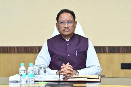 छत्तीसगढ़ विधानसभा में वंदे मातरम पर चर्चा : सीएम विष्णु देव ने कहा- सार्वजनिक रूप से जोड़ता है वंदे मातरम, जो समाज इतिहास से समझ नहीं लेता उसका भविष्य बर्बाद