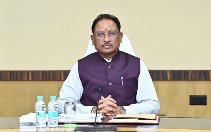 छत्तीसगढ़ विधानसभा में वंदे मातरम पर चर्चा : सीएम विष्णु देव ने कहा- सार्वजनिक रूप से जोड़ता है वंदे मातरम, जो समाज इतिहास से समझ नहीं लेता उसका भविष्य बर्बाद