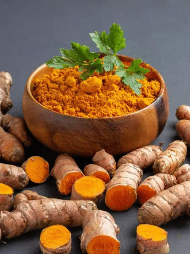 Turmeric Benefits : सिर्फ मसाला नहीं हल्दी, इनके हैं अनेकों लाभ
