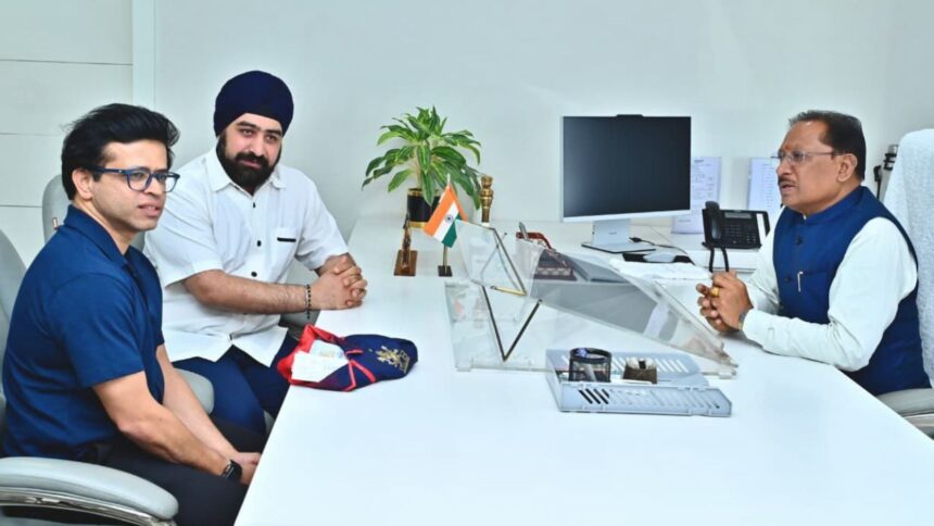 Raipur : रायपुर में होंगे IPL 2026 के दो मुकाबले, RCB के CEO ने CM विष्णुदेव साय से की चर्चा