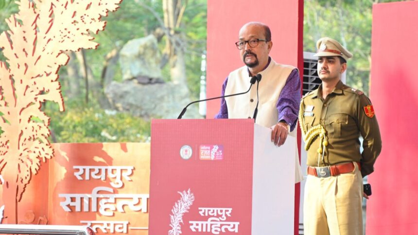 Raipur : इंटरनेट की इस दुनिया में प्रिंट और साहित्य का महत्व हमेशा रहेगा - राज्यपाल रमेन डेका