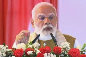 PM Modi Kerala Visit: प्रधानमंत्री नरेंद्र मोदी ने केरल को दी नई अमृत भारत ट्रेनों की सौगात, पीएम स्वनिधि क्रेडिट कार्ड लॉन्च