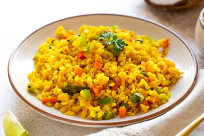 Poha : पोहा खाने के फायदे और इसे कितने प्रकार से खाया जाता है – पूरी जानकारी