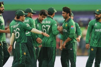 T20 World Cup 2026 : सेमीफाइनल में कैसे पहुंच सकता है पाकिस्तान, समझिए पूरा समीकरण
