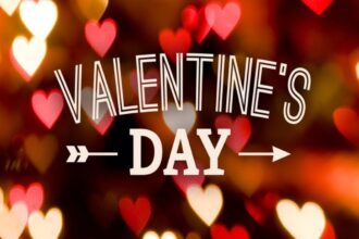 Valentines Day Tips : वैलेंटाइन डे पर पहली बार जा रहे डेट पर तो अपनाएं ये खास टिप्स, जिससे पार्टनर होगी इंप्रेस