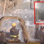 Faridabad Factory Blast : फरीदाबाद की फैक्ट्री में ब्लास्ट, पुलिसकर्मियों समेत 35 लोग झुलसे, सड़क पर खड़ी गाड़ियां जलीं, आग बुझाने में जुटी फायर टीम