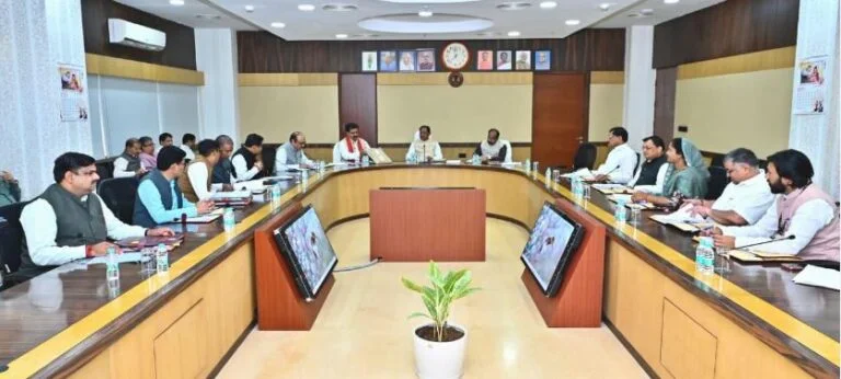 CG : साय कैबिनेट की बैठक में 9 बड़े फैसले, एंटी नारकोटिक्स फोर्स से लेकर क्लाउड फर्स्ट नीति को मिली मंजूरी