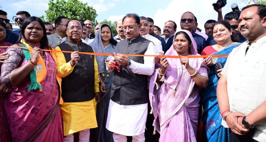 CG : दो दिवसीय राज्य स्तरीय तिलहन किसान मेले का शुभारंभ, मुख्यमंत्री साय बोले- किसानों से किया हर वादा पूरा कर रही सरकार