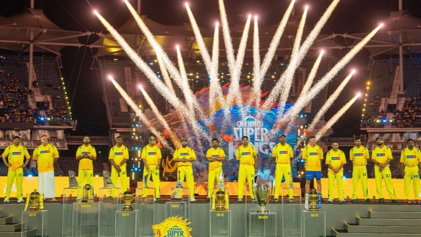 Chennai Super Kings का 'Roar 2026' इवेंट : Chepauk में धमाकेदार Reunion, MS Dhoni, Raina, Hayden समेत कई दिग्गज उतरे मैदान पर; देखें VIDEO