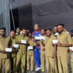 IPL 2026 से पहले Hardik Pandya ने Wankhede Ground Staff को बांटे 10- 10 लाख के चेक, जानें वजह