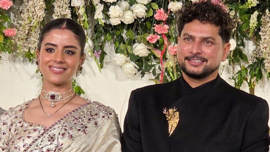 Kuldeep-Vanshika Grand Reception: कुलदीप-वंशिका का ग्रैंड रिसेप्शन : आशीर्वाद देने पहुंचे CM योगी, क्रिकेट सितारों का लगा जमवाड़ा, परोसा गया शुद्ध शाकाहारी खाना