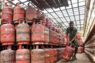 ESMA Act : LPG किल्लत के बीच केंद्र सरकार का बड़ा फैसला, लागू किया एस्मा, जानें क्या कहता है ये कानून