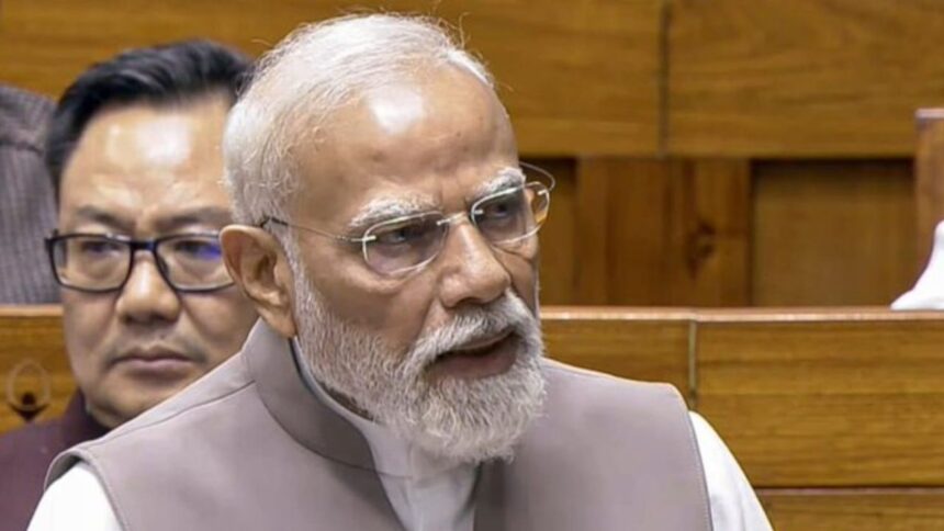 PM Modi in Lok Sabha : मिडिल ईस्ट की जंग पर संसद में बोले पीएम मोदी, तेल और गैस संकट पर बताया सरकार का प्लान - LIVE