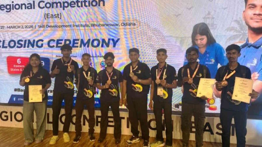 Raipur : इंडिया स्किल 2025-26: ईस्ट जोन में छत्तीसगढ़ के युवाओं का शानदार प्रदर्शन, 12 पदक जीतकर बढ़ाया मान