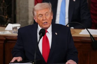 Iran-America Tension: ईरान-अमेरिका तनाव : ट्रंप का कड़ा संदेश, बिना शर्त सरेंडर पर ही खत्म होगा युद्ध