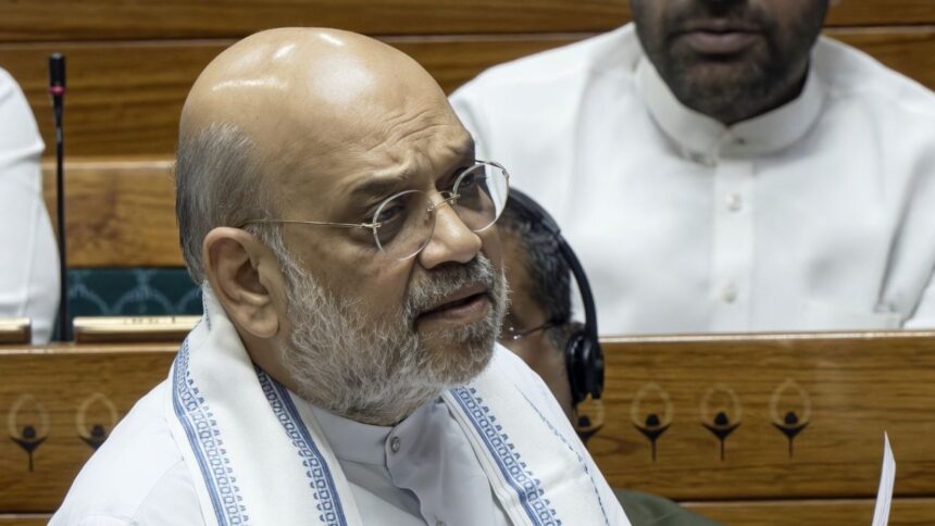 Amit Shah In Lok Sabha: इंडिया गठबंधन विधेयकों का नहीं..., संसद में अमित शाह बोले- महिला आरक्षण का पूरी तरह विरोध कर रहा विपक्ष
