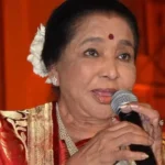 दिग्गज गायिका Asha Bhosle को आया Heart Attack, Mumbai के ब्रीच कैंडी Hospital में भर्ती