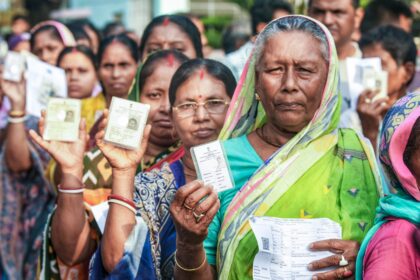 Assembly Elections 2026 : बंगाल में पहले चरण में 89.93% और तमिलनाडु में 82.24% मतदान, शाम 5 बजे तक हुई बंपर वोटिंग, टूटा रिकॉर्ड