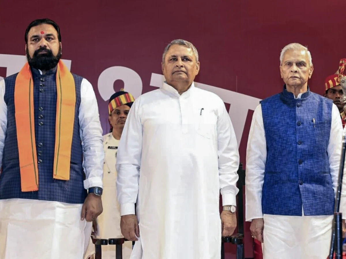 Bihar : मुख्यमंत्री सम्राट चौधरी ने 29 विभाग रखे अपने पास, बाकी 18 विभाग दोनों डिप्टी सीएम में बांटे